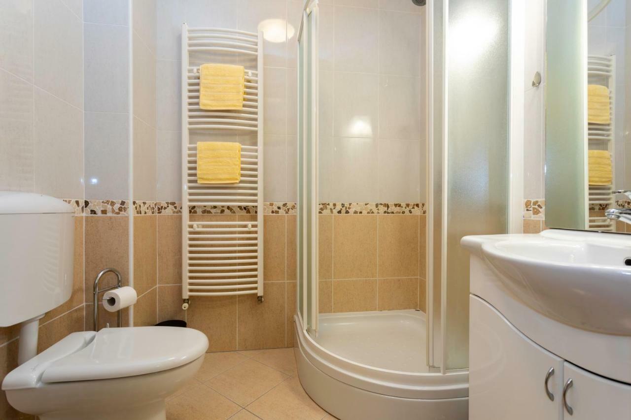 Villa Pianka Кърк Екстериор снимка